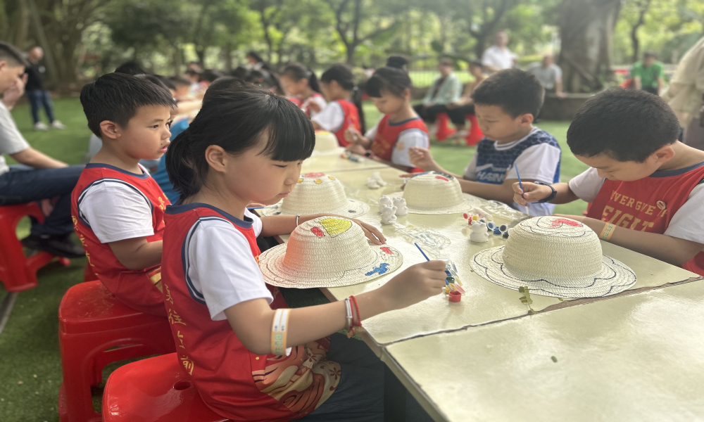 刷爆朋友圈东莞幼儿园秋游好去处，行方生态园给孩子快乐的童年